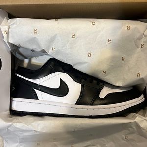Women’s Air Jordan 1 Low, Black and White